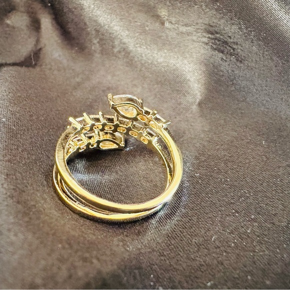 Pretty Bird Ring, size 8, 18K Gold Plated with Crystal CZ, Serpentine NEW - Picture 5 of 10